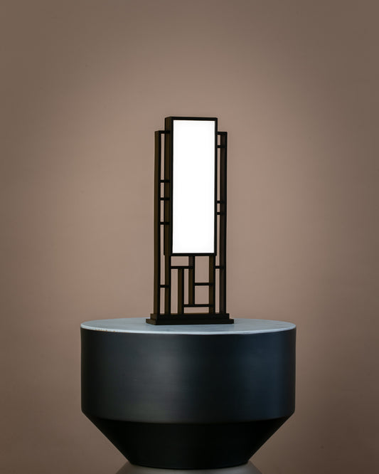 Circadian Optics Lattis